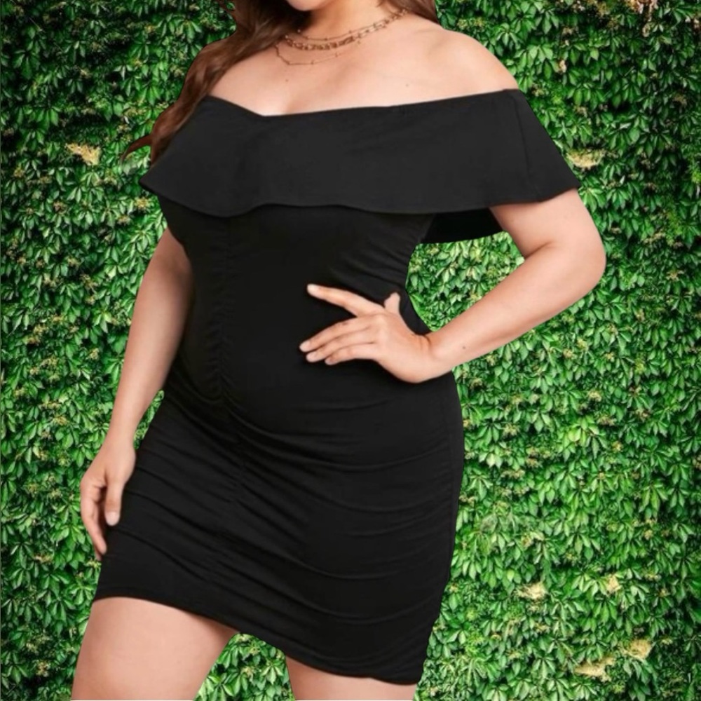 OFF SHOULDERS BODYCON DRESS